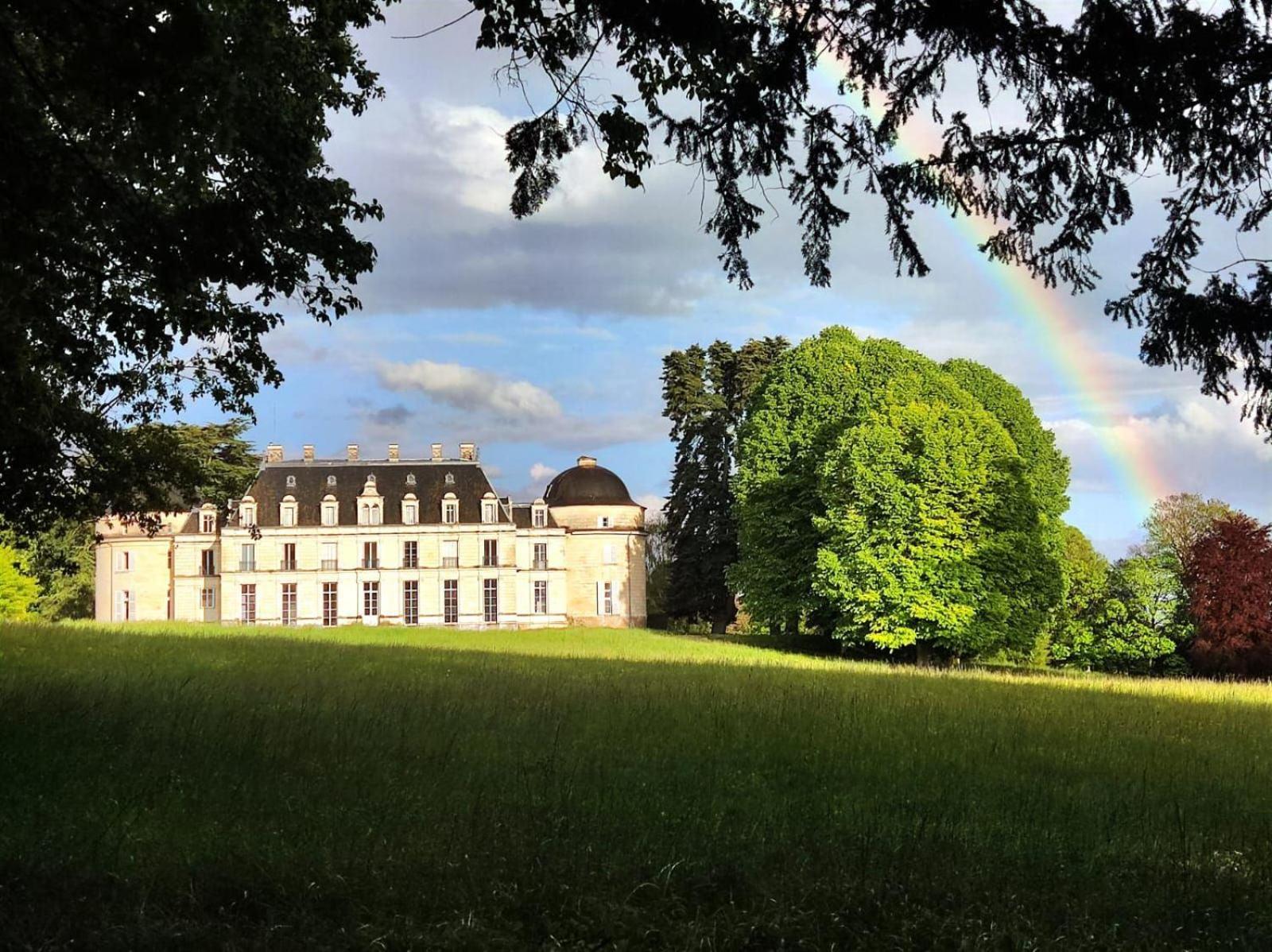 Pavillon Des Ecureuils Au Chateau Royal De Benays Benais Exterior foto